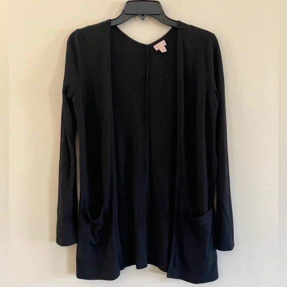 Cape Juby Sweaters - Black cardigan